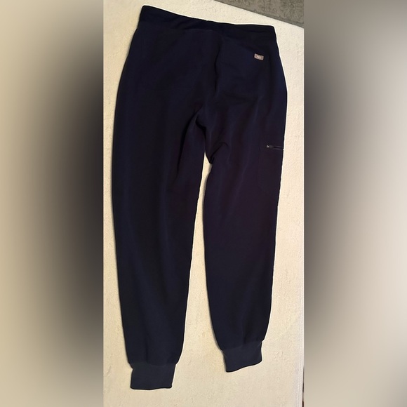 Figs Zamora Navy blue scrub joggers - Picture 4 of 4